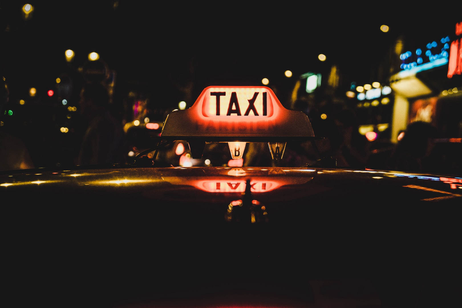 Taxi de nuit à Ottignies, idéal pour les retours de soirée depuis Louvain-la-Neuve